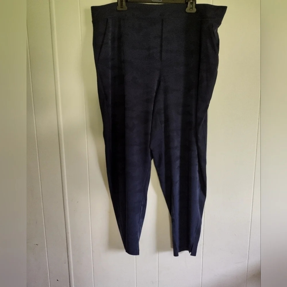 ATHLETA Brooklyn Ankle Pant Navy Size 20